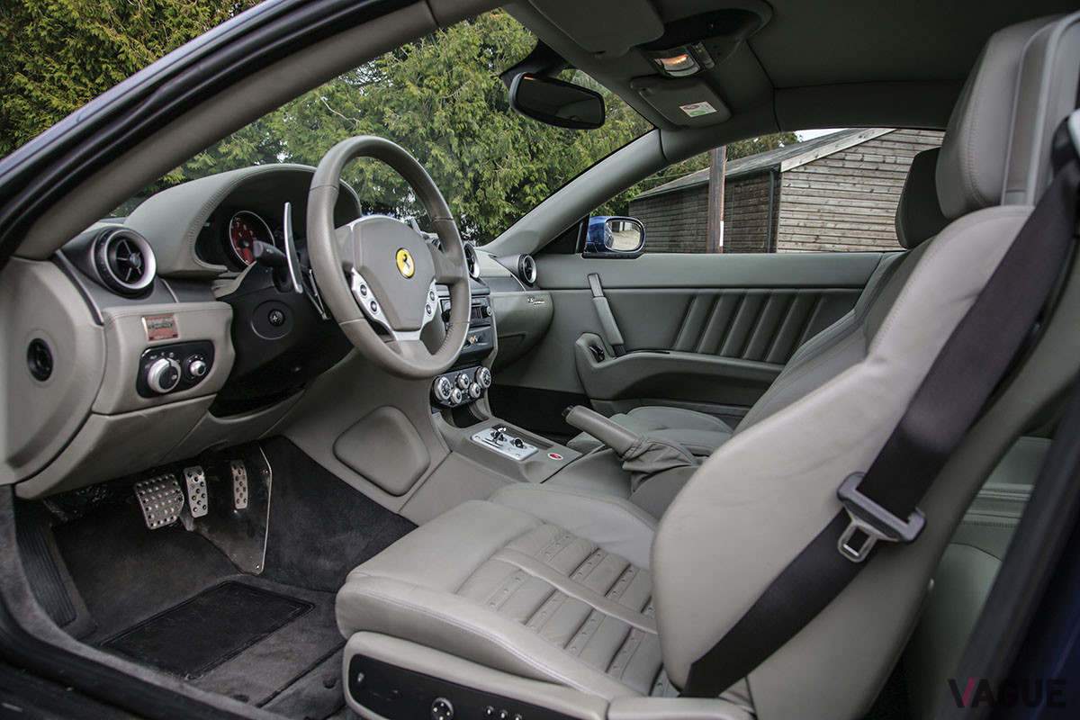 約854万円で落札となったフェラーリ「612 スカリエッティ」（C）2020 Courtesy of RM Sotheby's