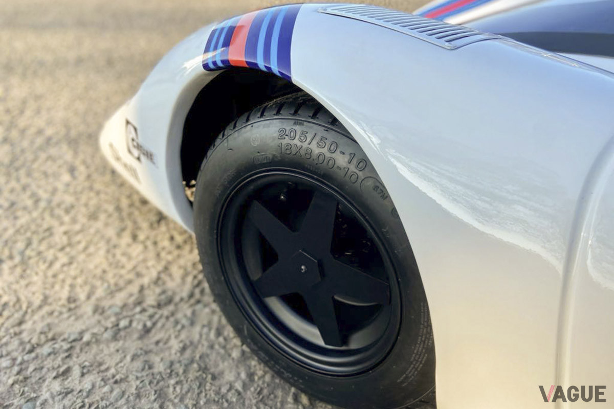 約230万−300万の予想落札価格がついたポルシェ「917」のチルドレン・カー（C）2021 Courtesy of RM Sotheby's