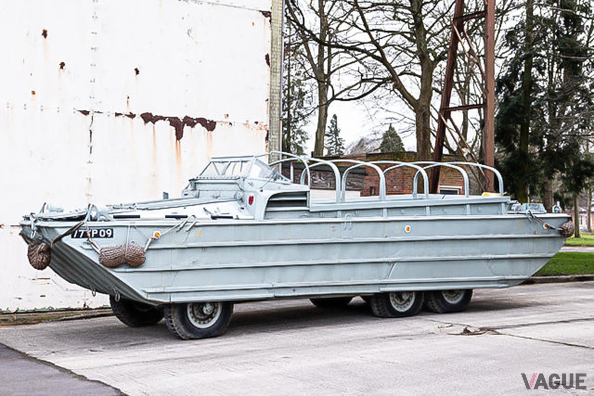 約490万円で落札された水陸両用車GMC「DUKW 353」（C）Bonhams 2001-2021