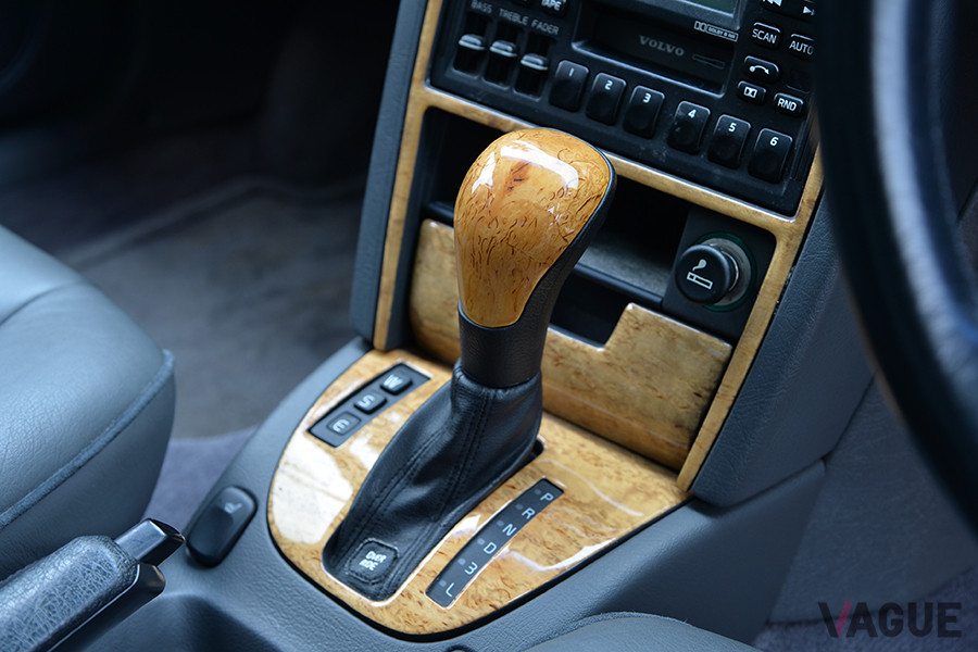 1998年式「S90クラシック」のトランスミッションは4速AT