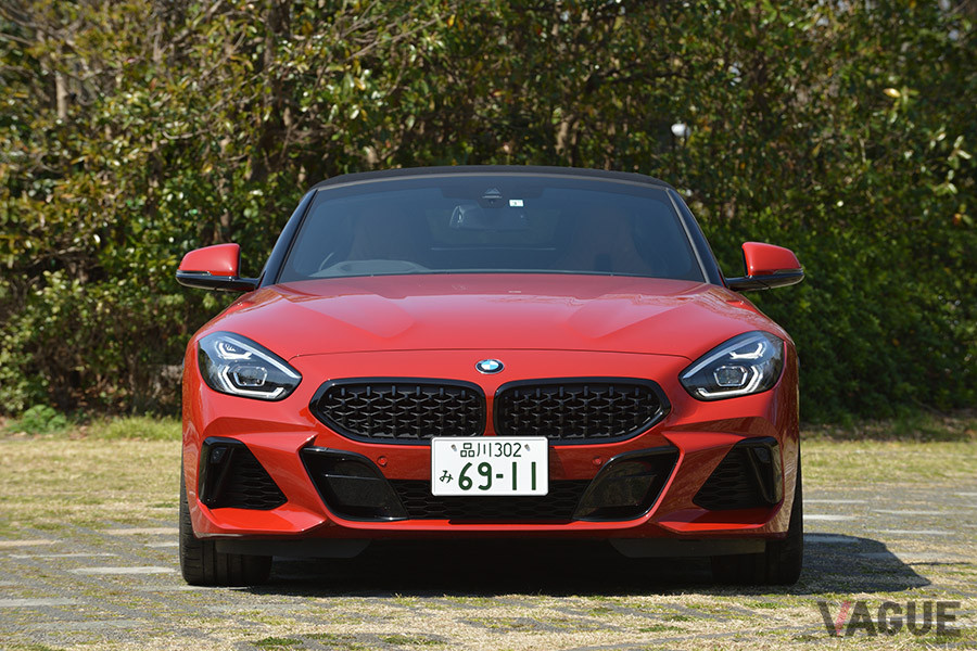 Z4のスリーサイズは全長4335mm×全幅1865mm×全高1305mm。ホイールベースは2470mm