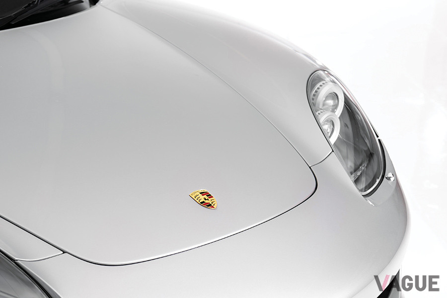 ボリュームに富むフロントフェンダーの造形は、「718RSKパイダー」から踏襲（C）2020 Courtesy of RM Sotheby's