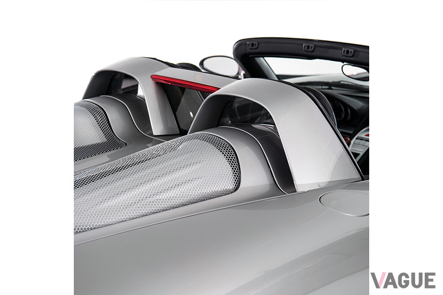 キャビン全体は、軽量で高剛性なCFRP素材によるひとつのタブになっている（C）2020 Courtesy of RM Sotheby's