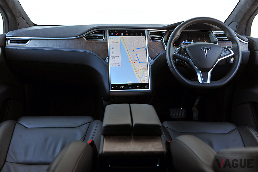 テスラ「モデルX」のインテリア