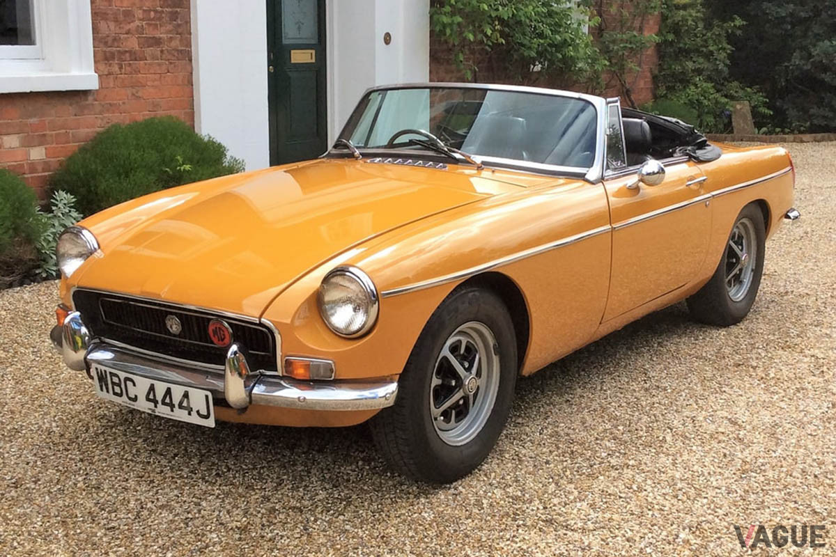 いまやクラシックカーそしてオープンカーの入門的な存在のMG「MGB」