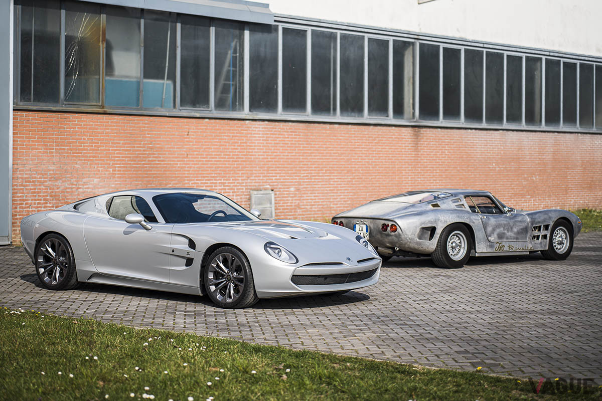 左がイゾ・リヴォルタ「GTZ」、右奥が「A3C」