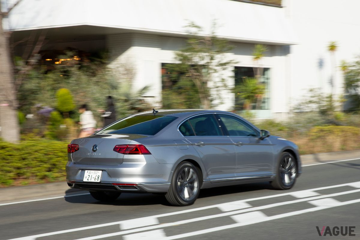 VW改良新型「パサート」の走り