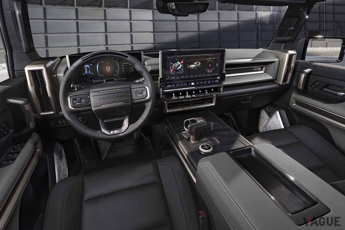 GMC ハマーEV SUVのインテリア
