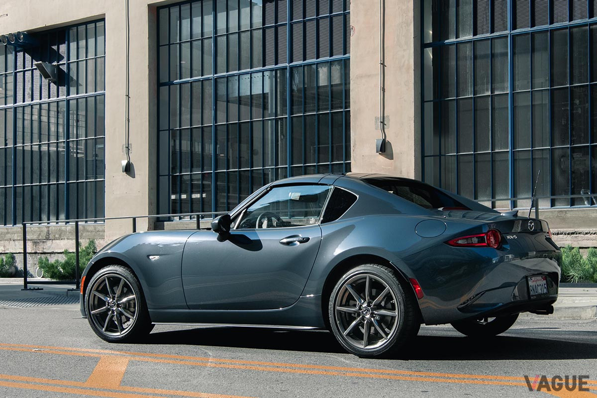 マツダ「MX-5　RF」