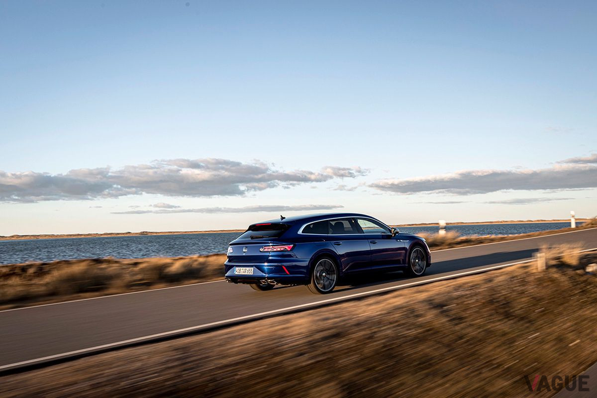 VW新型「アルテオンRシューティングブレーク」の走り
