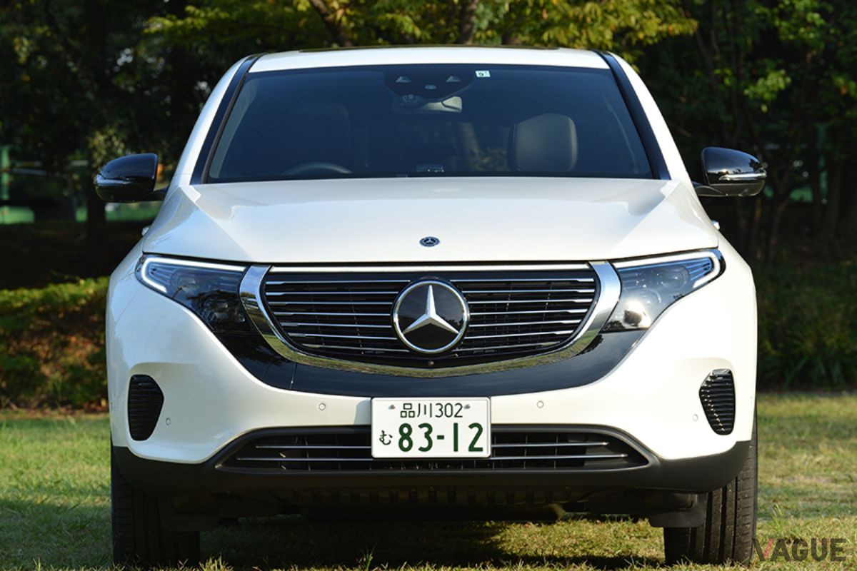メルセデス・ベンツ「EQC400 4MATIC」。車両価格は1080万円から895万円に変更