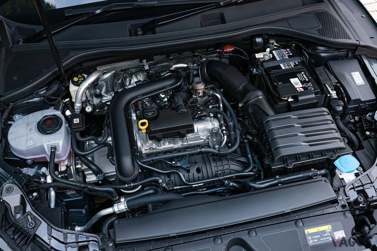 アウディ新型「A3スポーツバック」の1.0TFSIエンジン