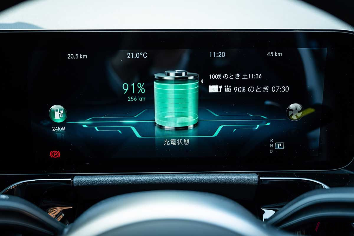 メルセデス・ベンツ新型「EQA」のインテリア