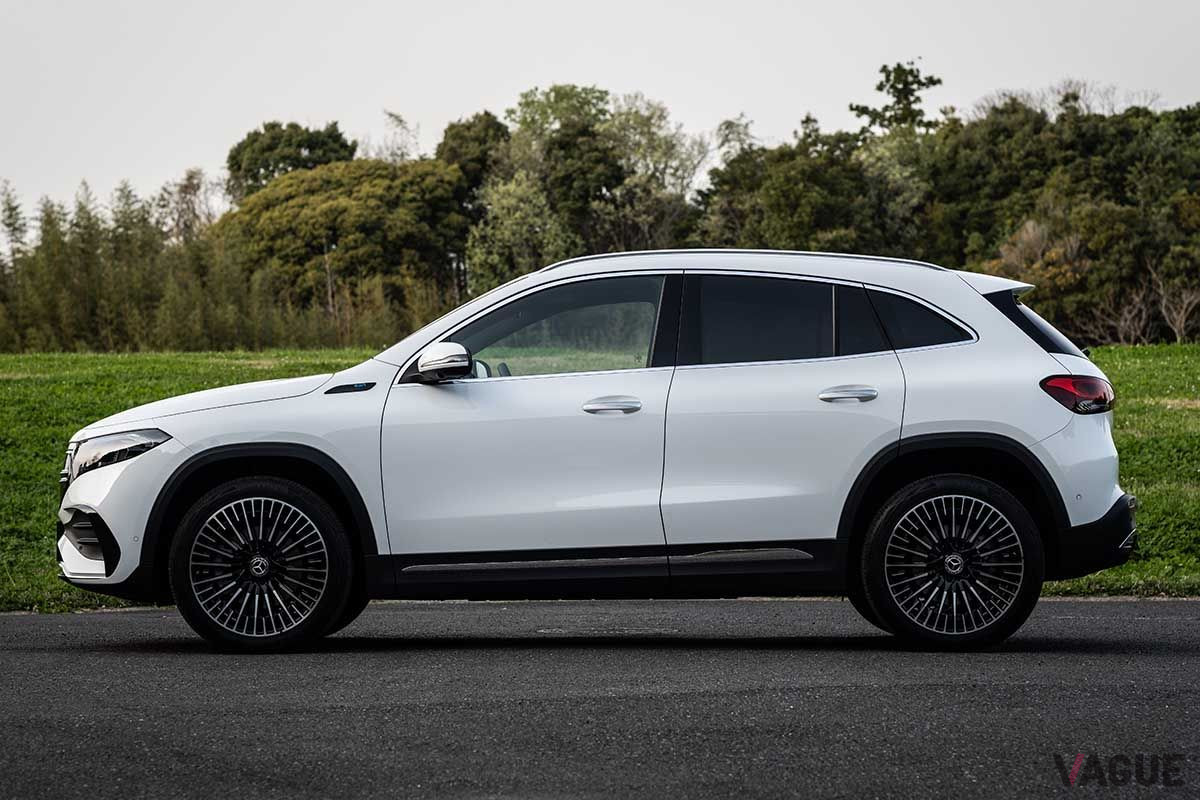 メルセデス・ベンツ新型「EQA」