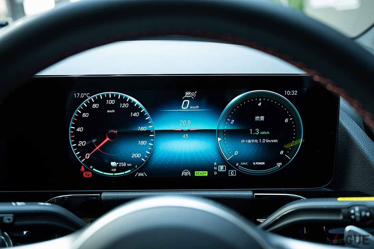 メルセデス・ベンツ新型「EQA」のメーター