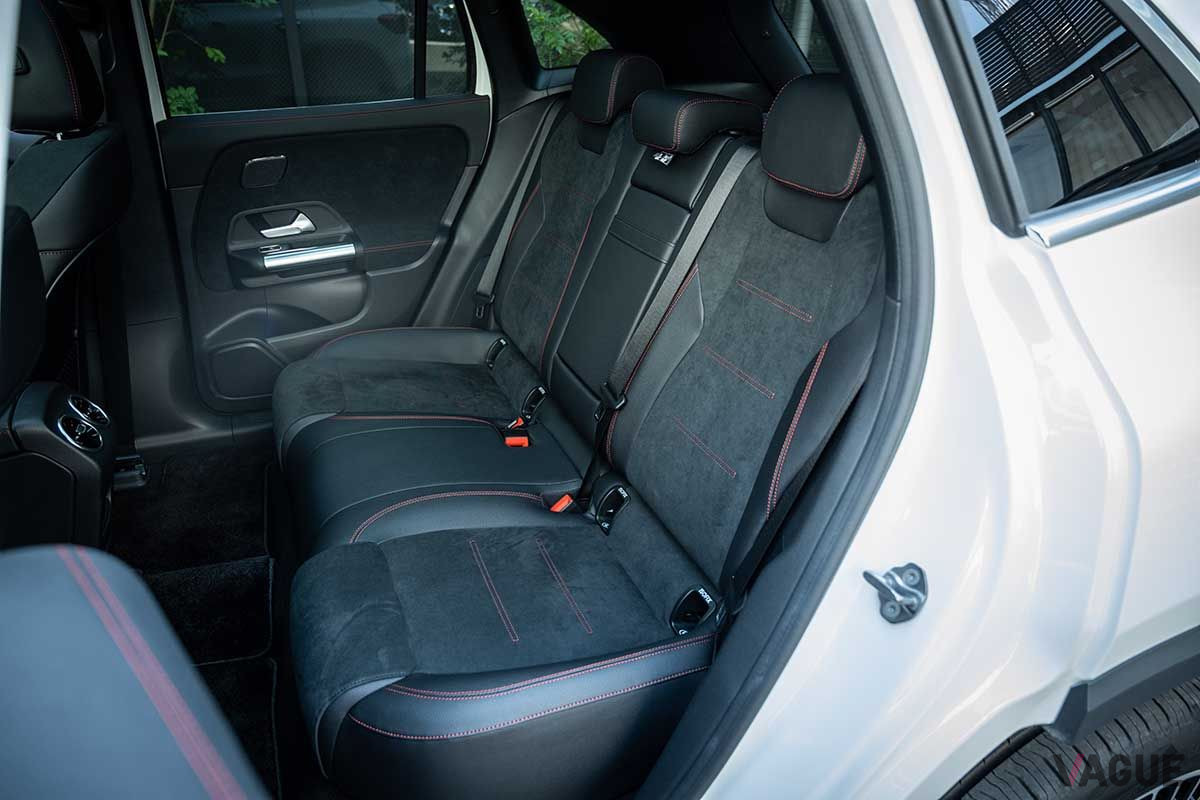 メルセデス・ベンツ新型「EQA」のリアシート