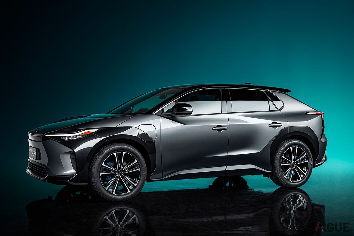 上海モーターショー2021で発表されたトヨタのEV「TOYOTA bZ4Xコンセプト」