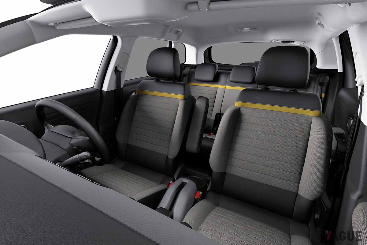 シトロエン「C3エアクロスSUV サーフエディション バイ リップカール」のインテリア