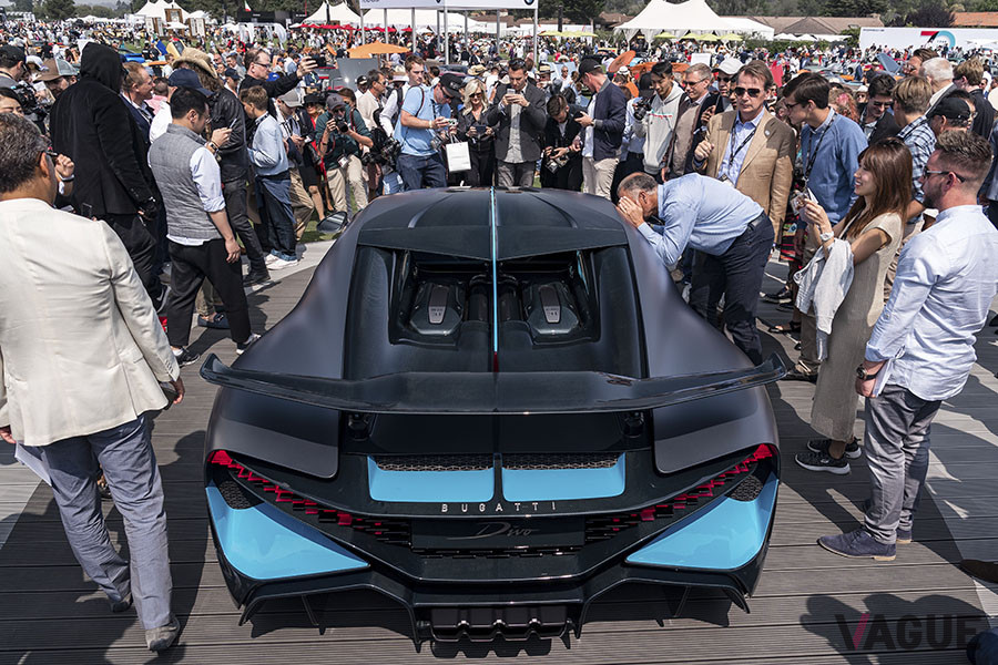 2018年のモントレー・カーウィークで開催されたイベント「ザ・クエイル・モータースポーツ・ギャザリング」でブガッティ・ディーヴォはワールド・プレミアされた