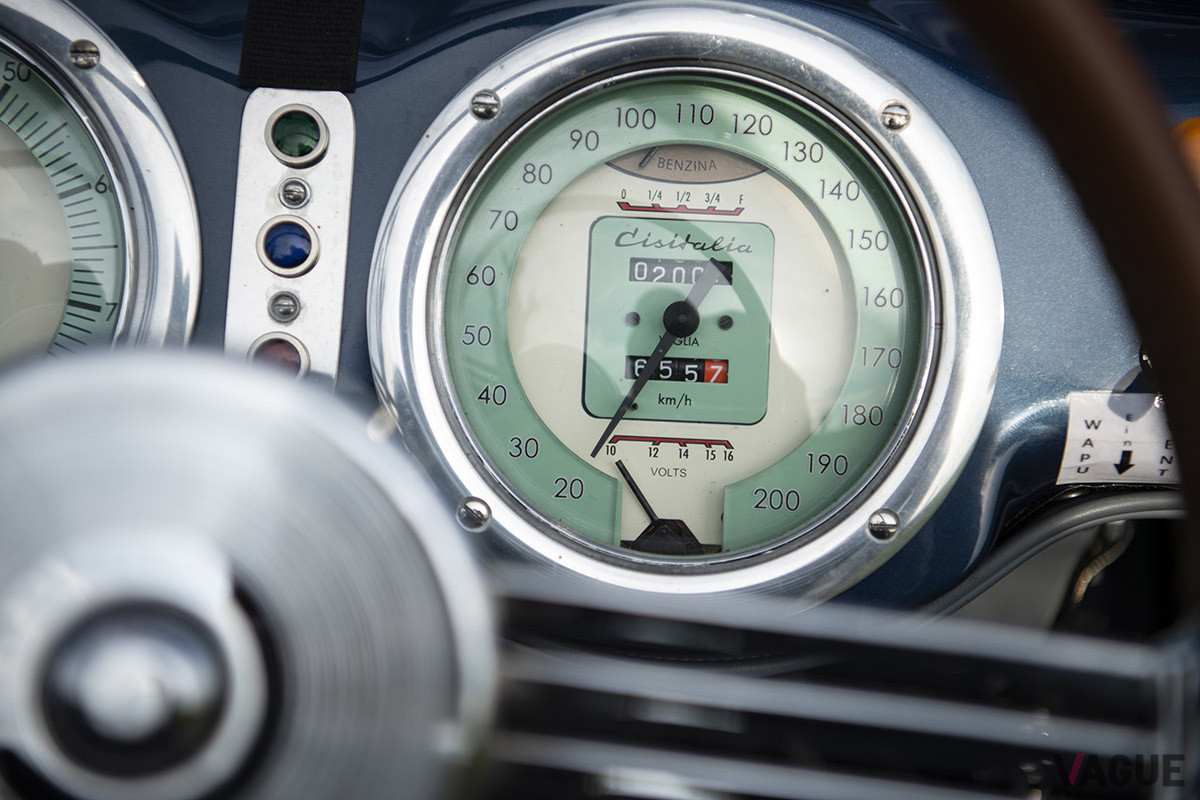 現在約5200万−5850万円で継続販売中のチシタリア「202 SC カブリオレ」（C)2021 Courtesy of RM Sotheby's