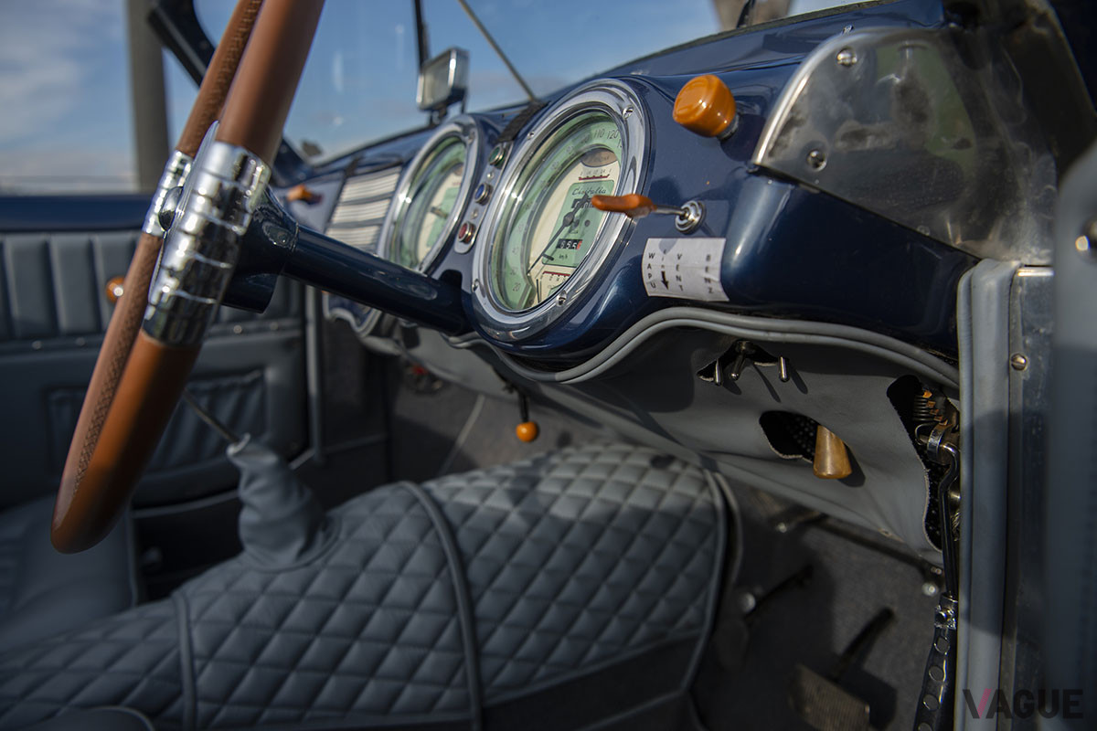 現在約5200万−5850万円で継続販売中のチシタリア「202 SC カブリオレ」（C)2021 Courtesy of RM Sotheby's