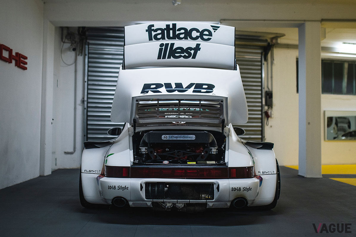 およそ1570万円で落札されたRWBが手がけたポルシェ「911カレラ4クーペ」（C）2021 Courtesy of RM Sotheby's