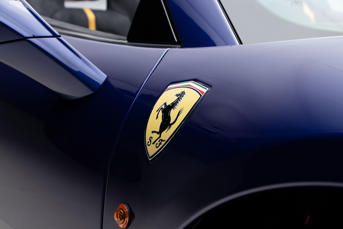 約5410万円で落札されたフェラーリ「458スペチアーレA」（C）2021 Courtesy of RM Sotheby's