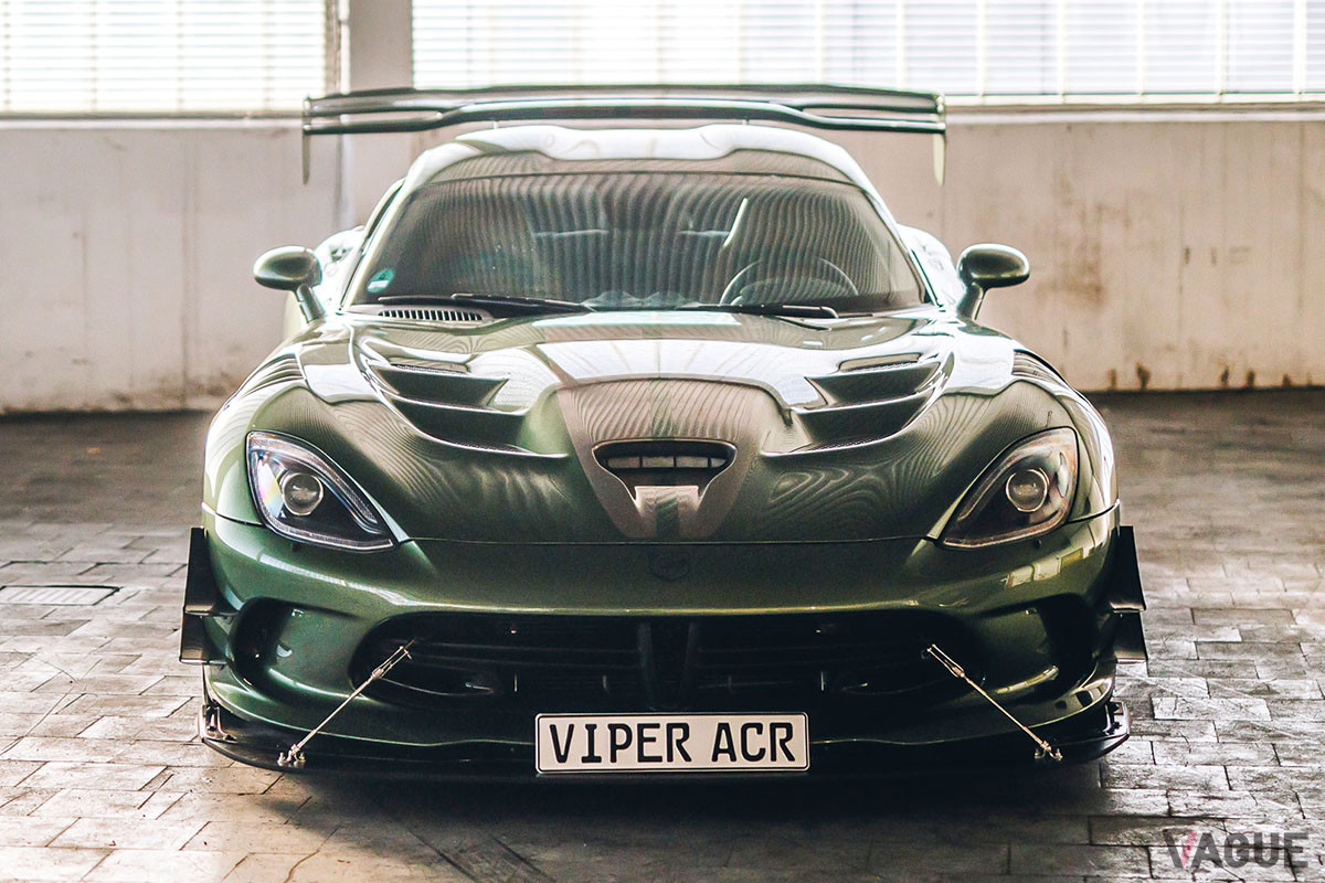 約2080万円で落札されたダッジ「バイパーACR」（C）2021 Courtesy of RM Sotheby's