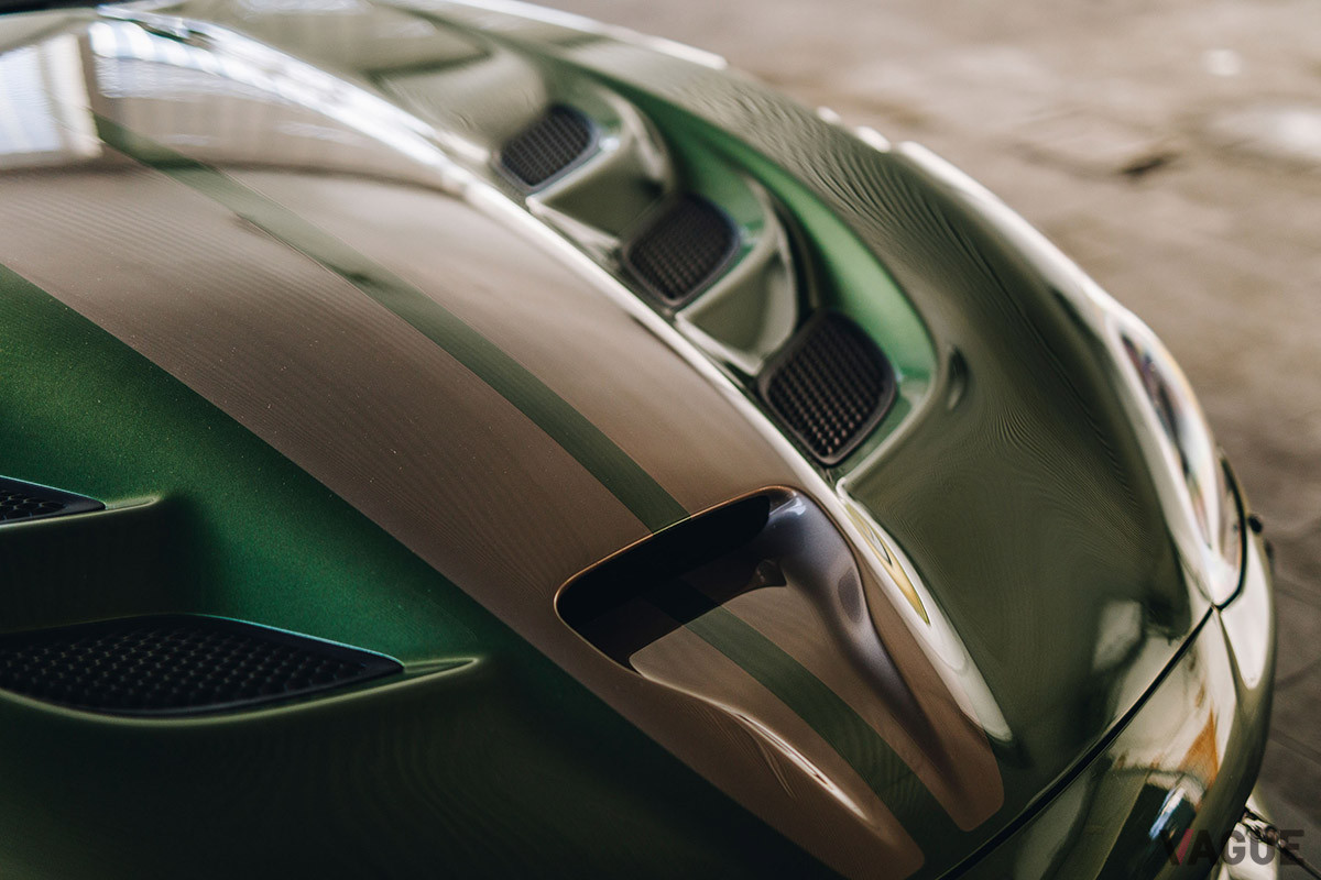 約2080万円で落札されたダッジ「バイパーACR」（C）2021 Courtesy of RM Sotheby's