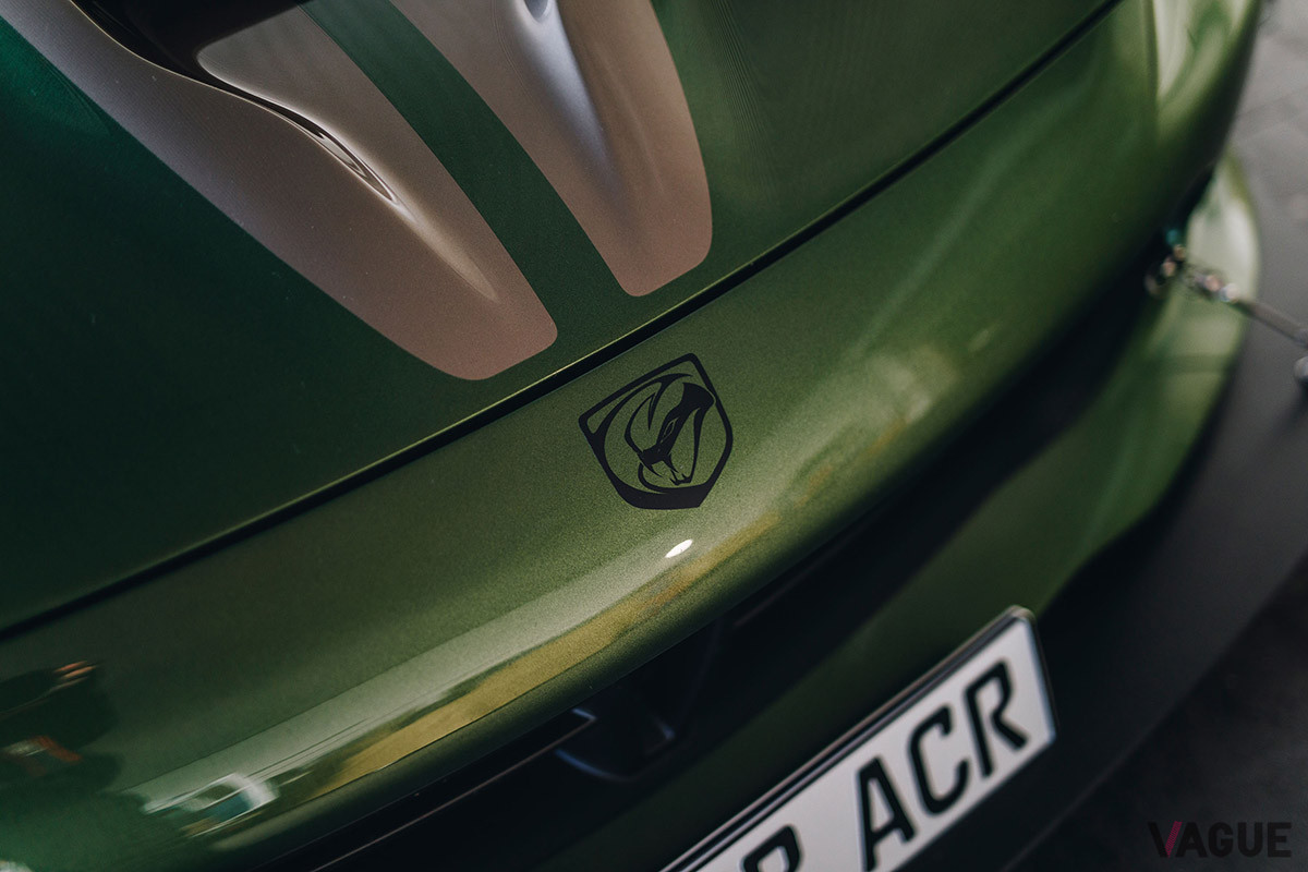 約2080万円で落札されたダッジ「バイパーACR」（C）2021 Courtesy of RM Sotheby's