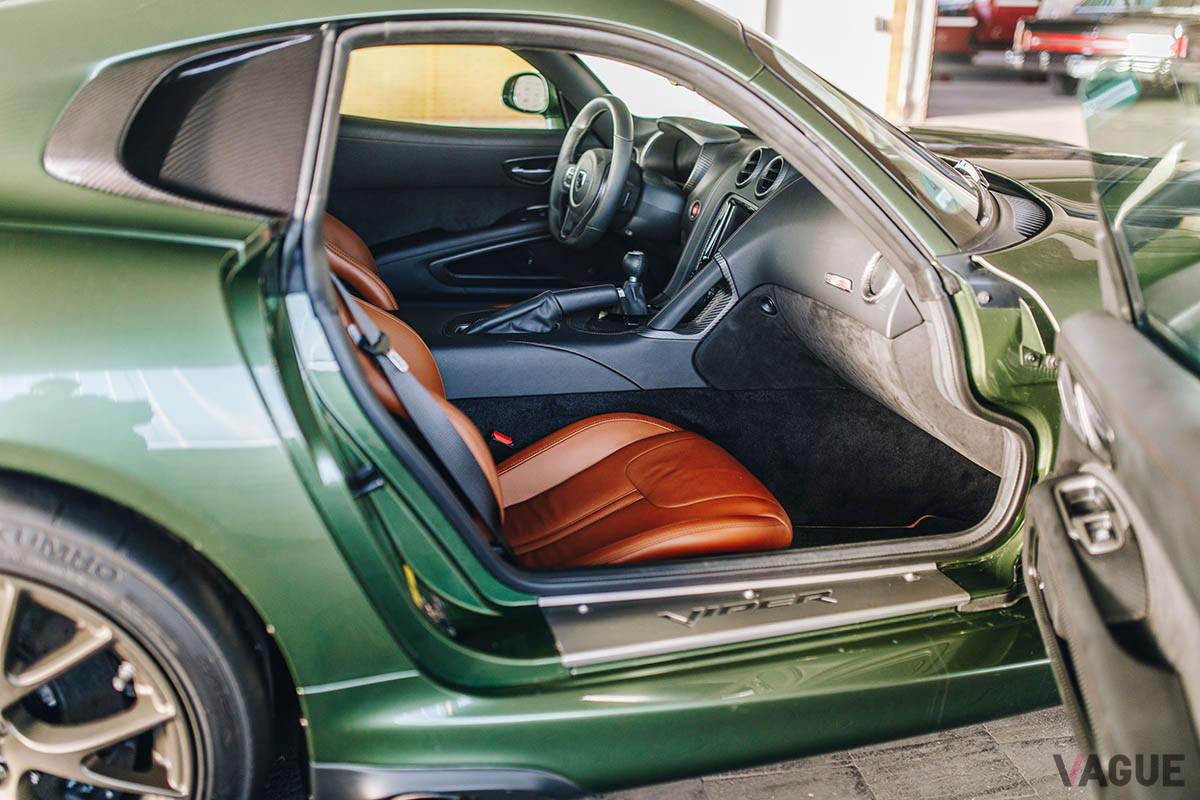 約2080万円で落札されたダッジ「バイパーACR」（C）2021 Courtesy of RM Sotheby's