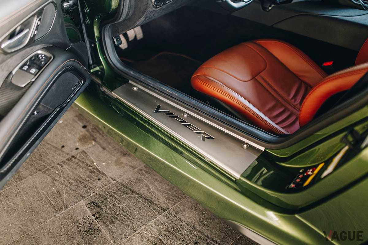 約2080万円で落札されたダッジ「バイパーACR」（C）2021 Courtesy of RM Sotheby's