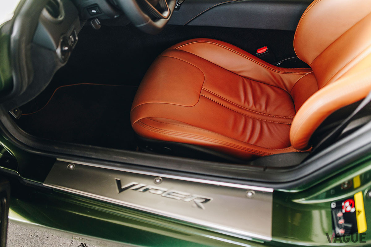 約2080万円で落札されたダッジ「バイパーACR」（C）2021 Courtesy of RM Sotheby's