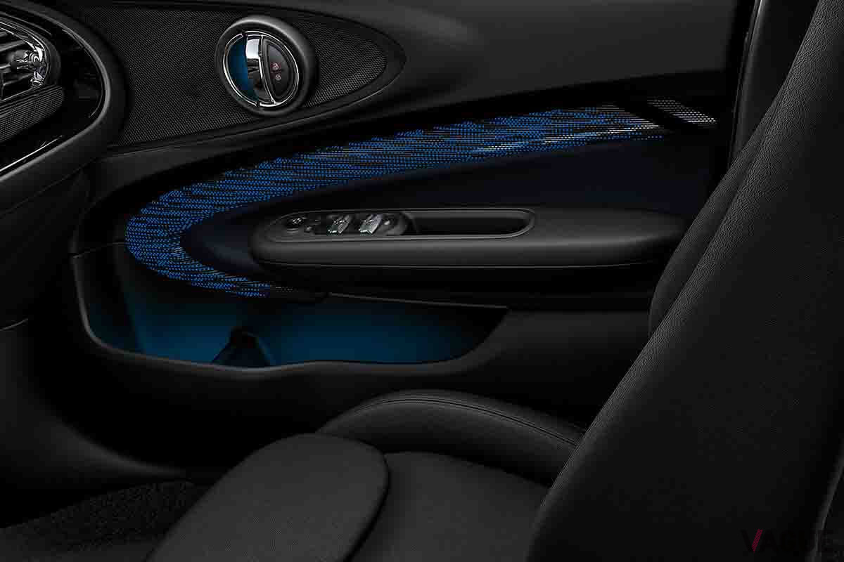 MINI Clubman Savile Row Editionの内装