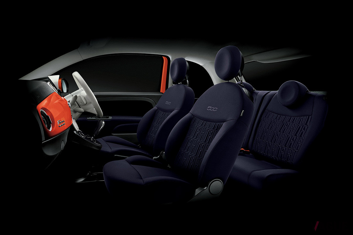 フィアット「500 Cult」の内装