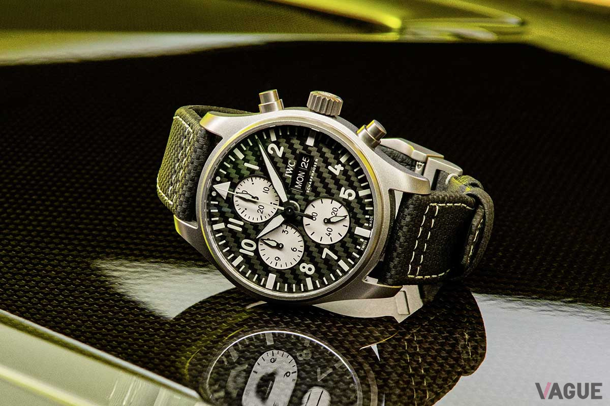 IWCシャフハウゼンとメルセデスAMGのパートナーシップを記念した「パイロット・ウォッチ・クロノグラフ "AMG"」