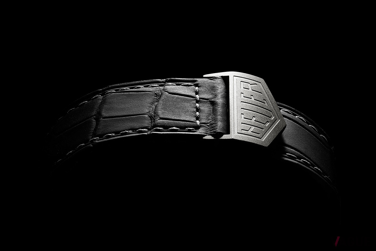 権威あるモナコ グランプリにオマージュを捧げる特別限定モデル「タグ・ホイヤー モナコ チタン キャリバー11 スペシャルエディション」