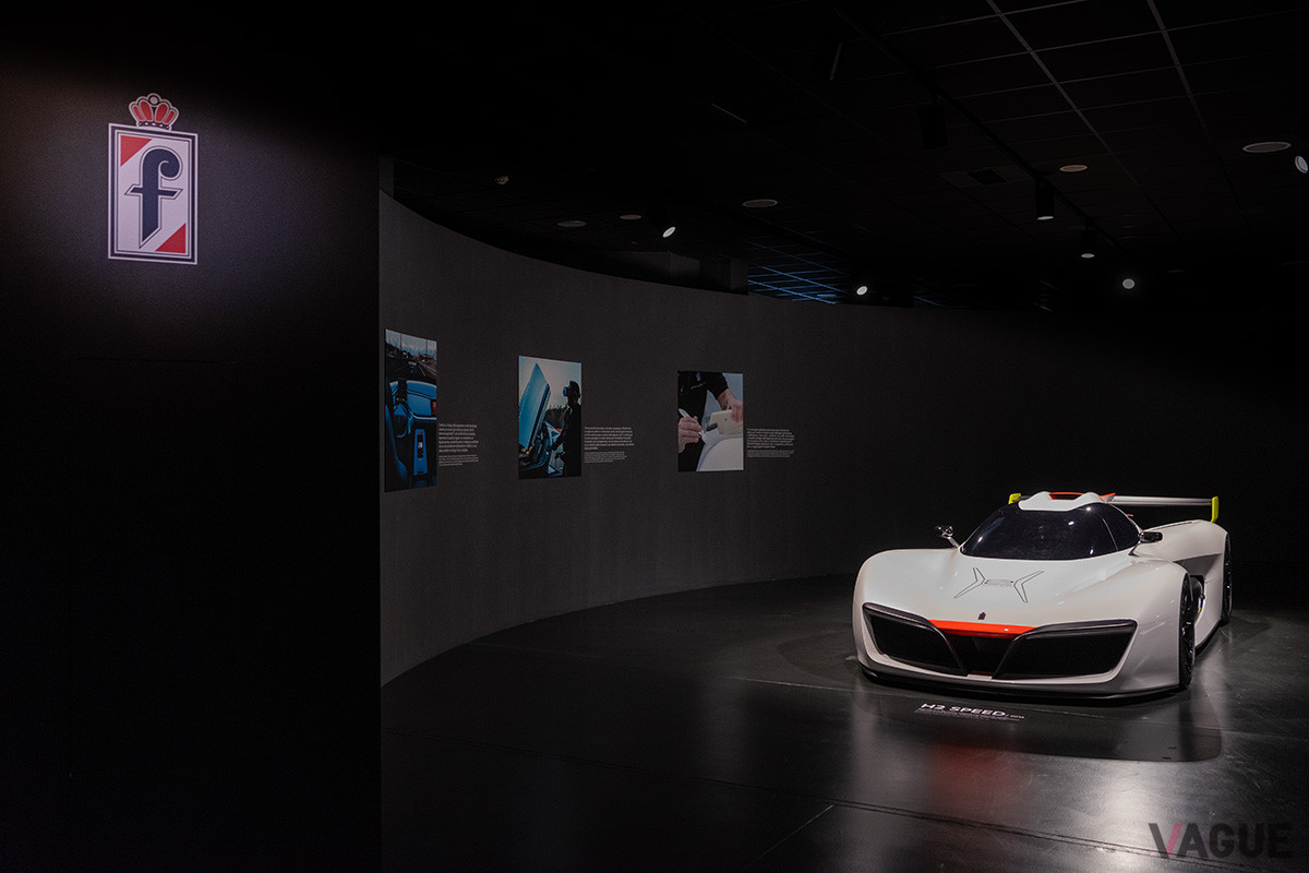 水素燃料電池技術を使用した最初のサーキット専用車両である「H2スピード」
