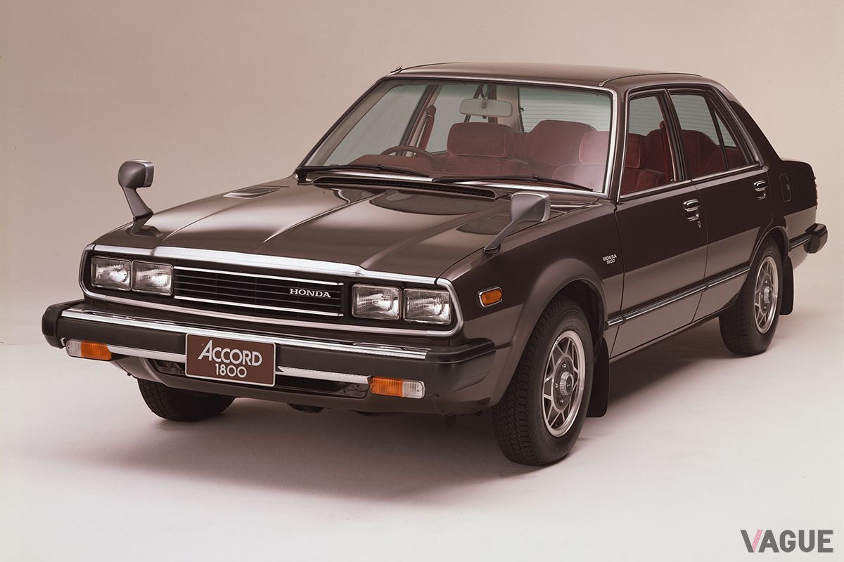 世界初の地図型カーナビ「ホンダ・エレクトロ・ジャイロケータ」は1981年にフルモデルチェンジした2代目アコード／初代ビガーに用意された。