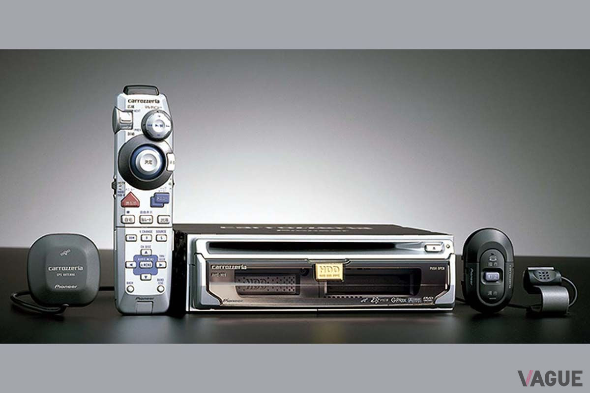 地図データやオーディオ系データをHDDに収録したパイオニアのカロッツェリア「サイバーナビ」