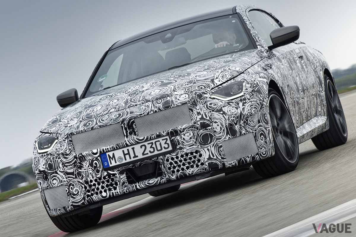 最終テストをおこなっているBMW新型「2シリーズクーペ」