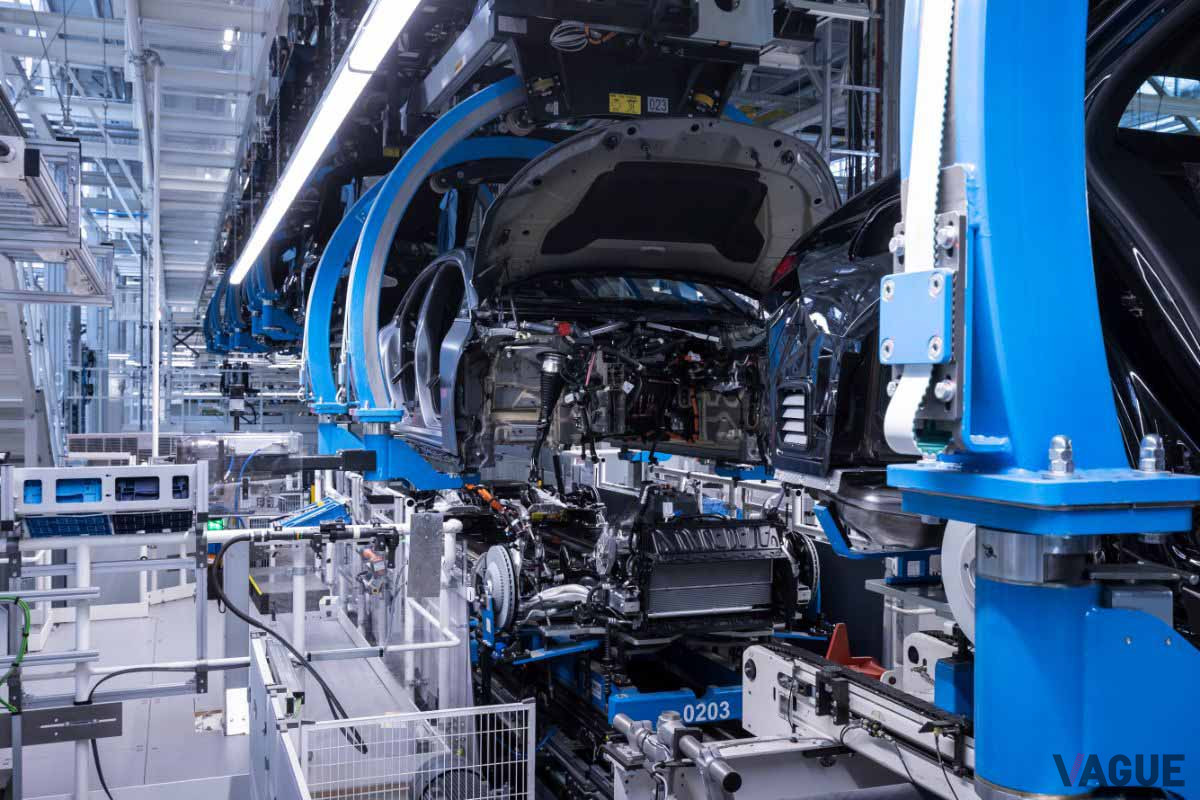 ドイツ・ジンデルフィンゲンにあるメルセデス工場「ファクトリー56」で生産されるメルセデス・ベンツ「EQS」