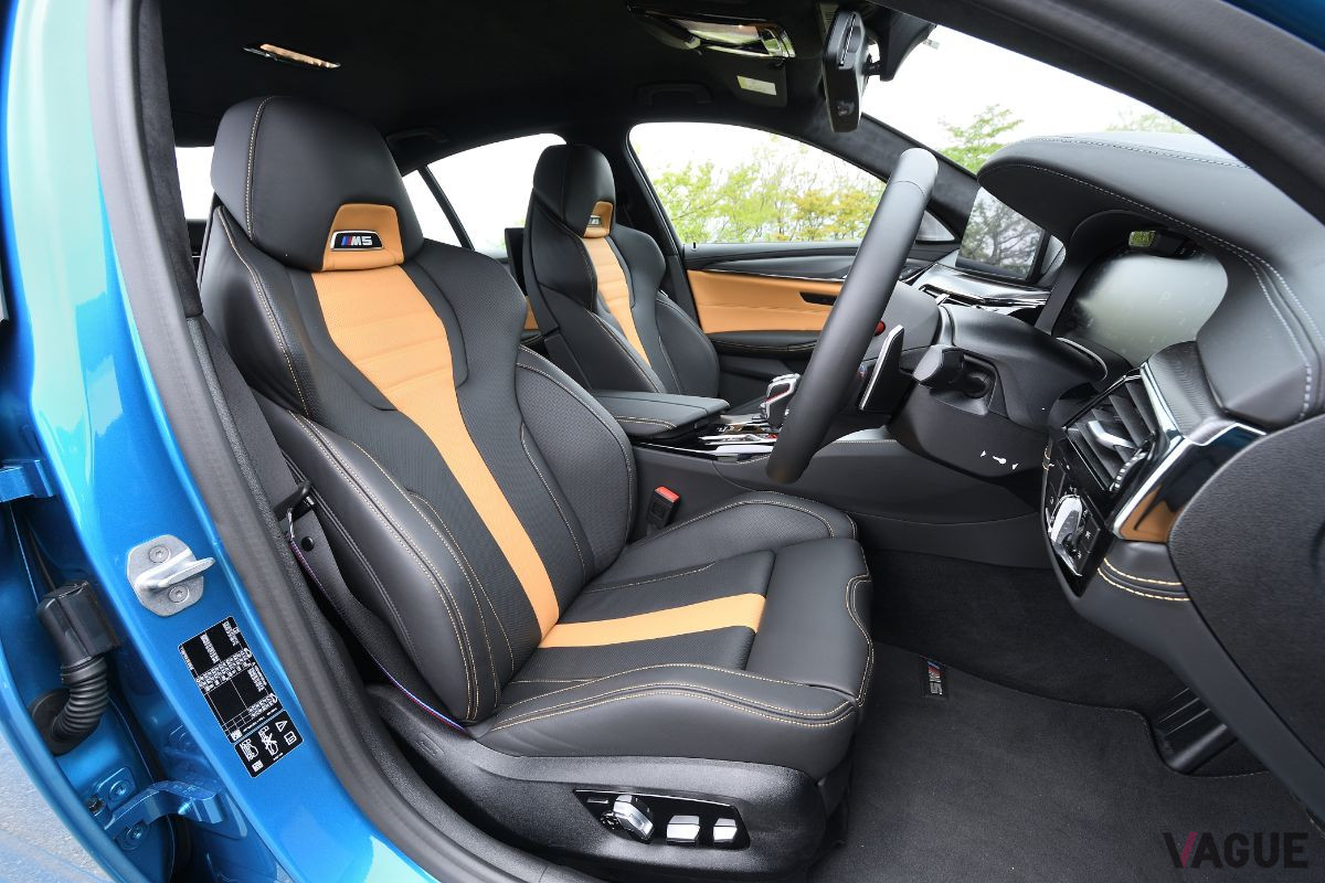 BMW「M5コンペティション」のフロントシート。「フルレザー・トリノインテリア」は60万2000円のオプション