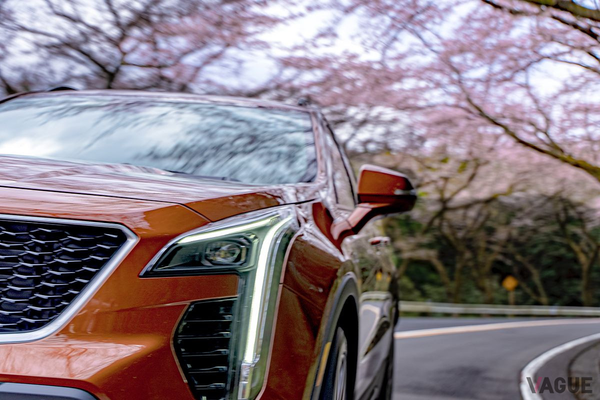 キャデラック新型「XT4」
