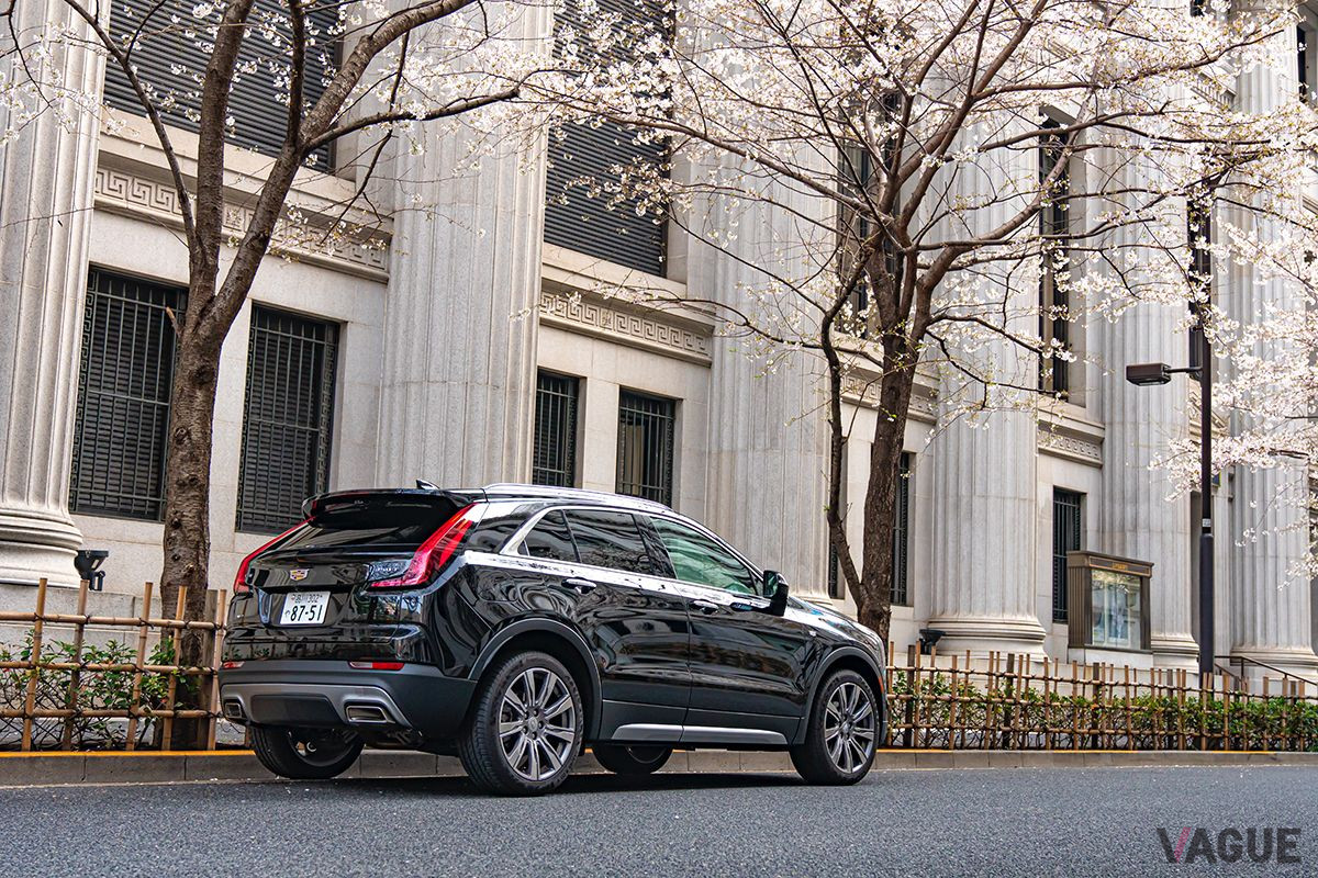 キャデラック新型「XT4」