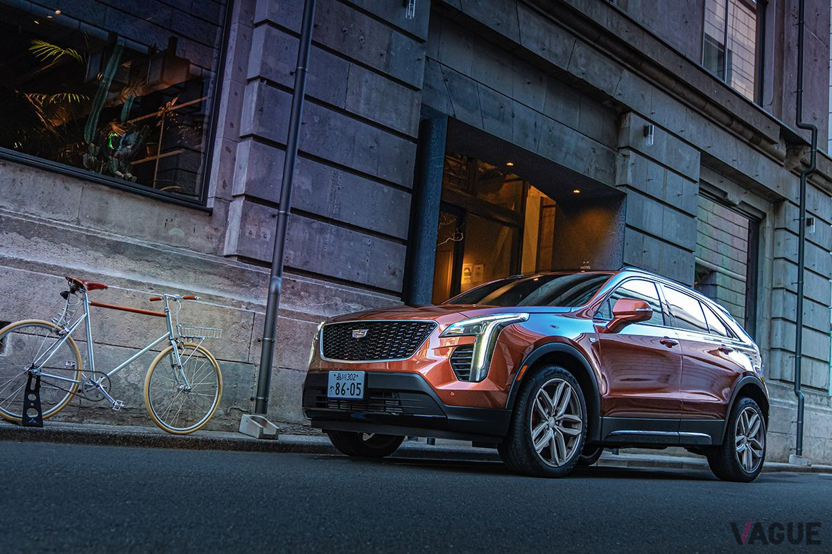 キャデラック新型「XT4」
