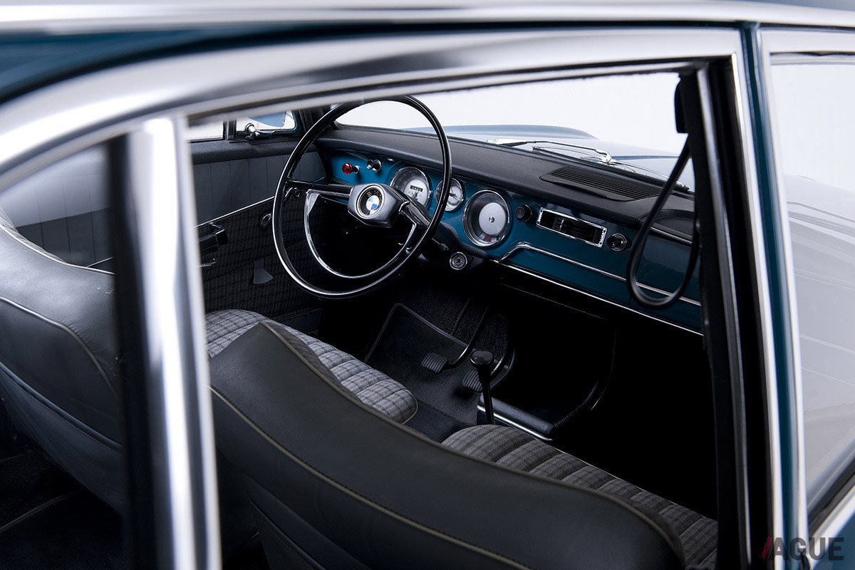 2011年に50周年を記念して撮影された「1500」のインテリア