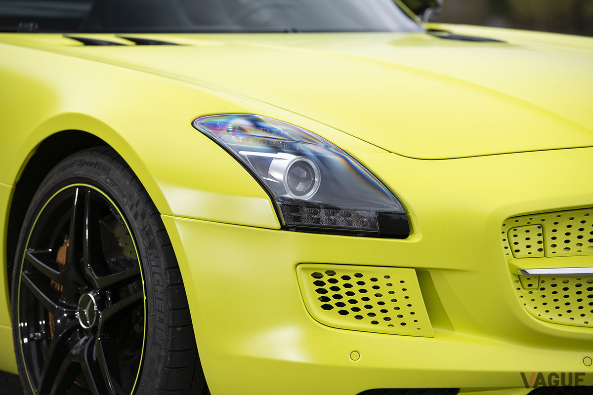 希望販売価格およそ1億4000万円のメルセデス・ベンツ「SLS AMG E-CELL」（C）2021 Courtesy of RM Sotheby's