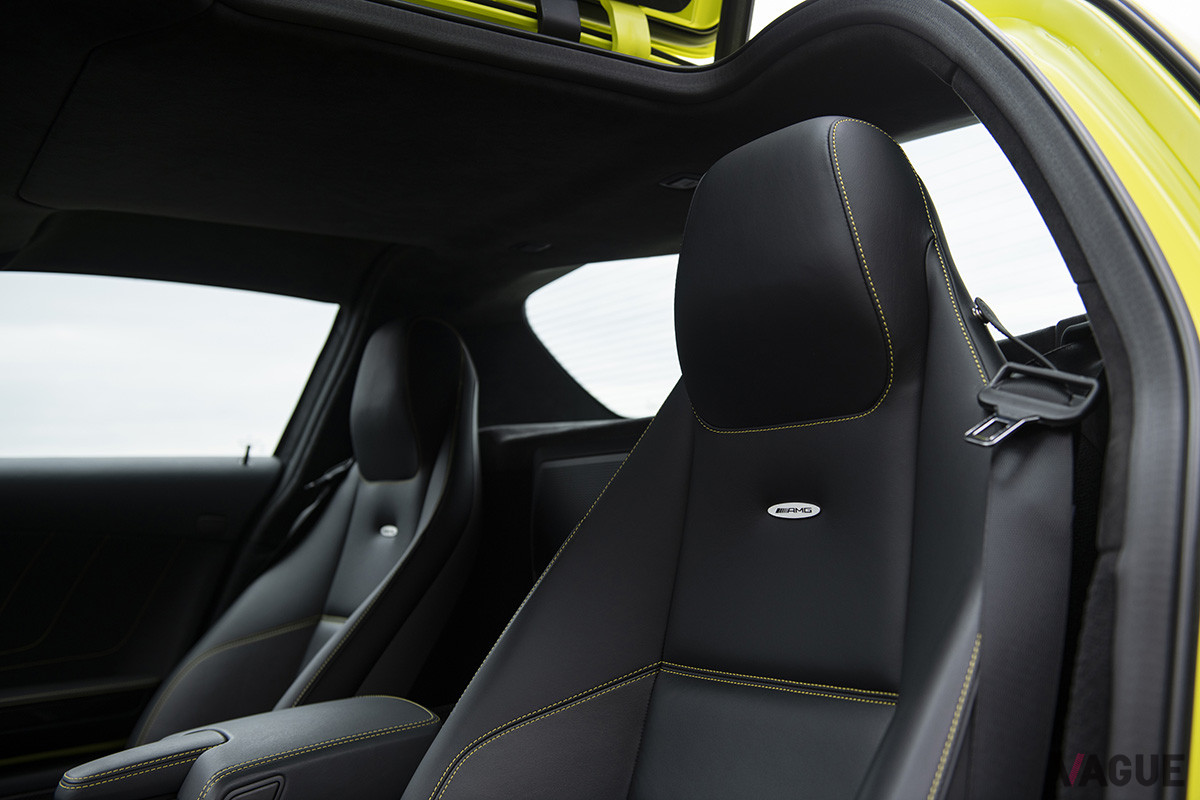 希望販売価格およそ1億4000万円のメルセデス・ベンツ「SLS AMG E-CELL」（C）2021 Courtesy of RM Sotheby's