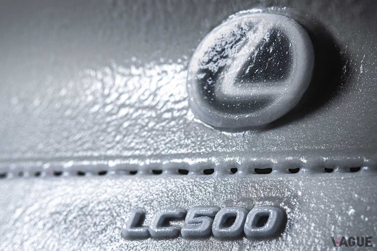 12時間冷凍保存されたレクサス「LCコンバーチブル」